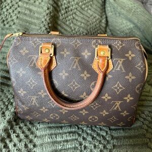 Louis Vuitton Speedy 25